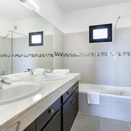 Sea Senses Vila *